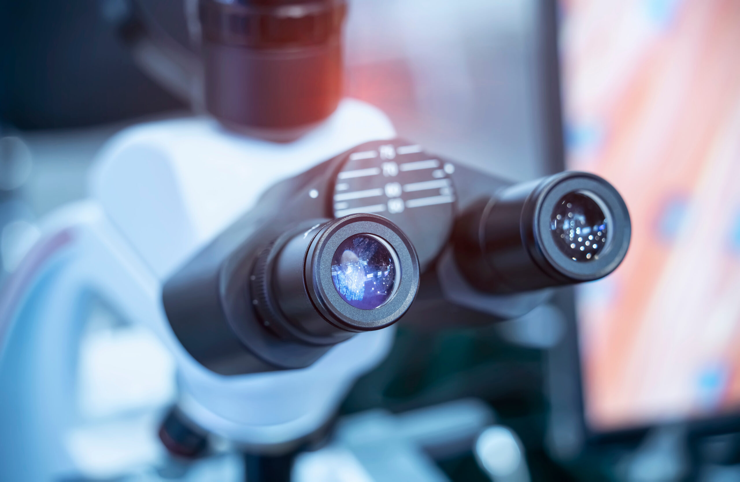 精密歯科治療とは？保険診療との違いやメリット・デメリットを解説